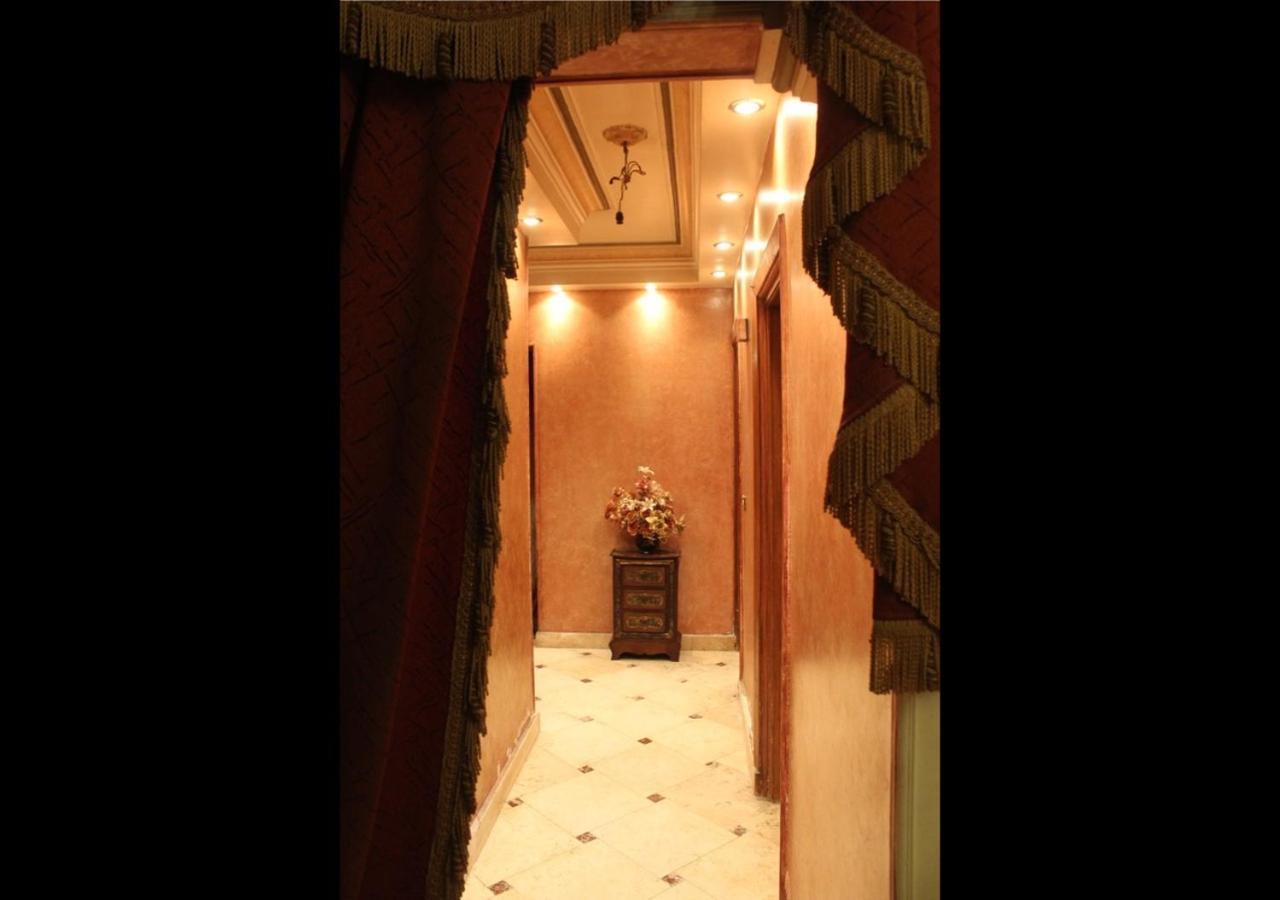 Hay Al Sefarat Apartment